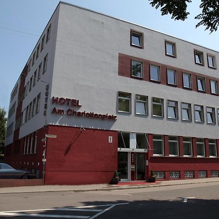 Hotel Am Charlottenplatz Esslingen am Neckar Екстериор снимка